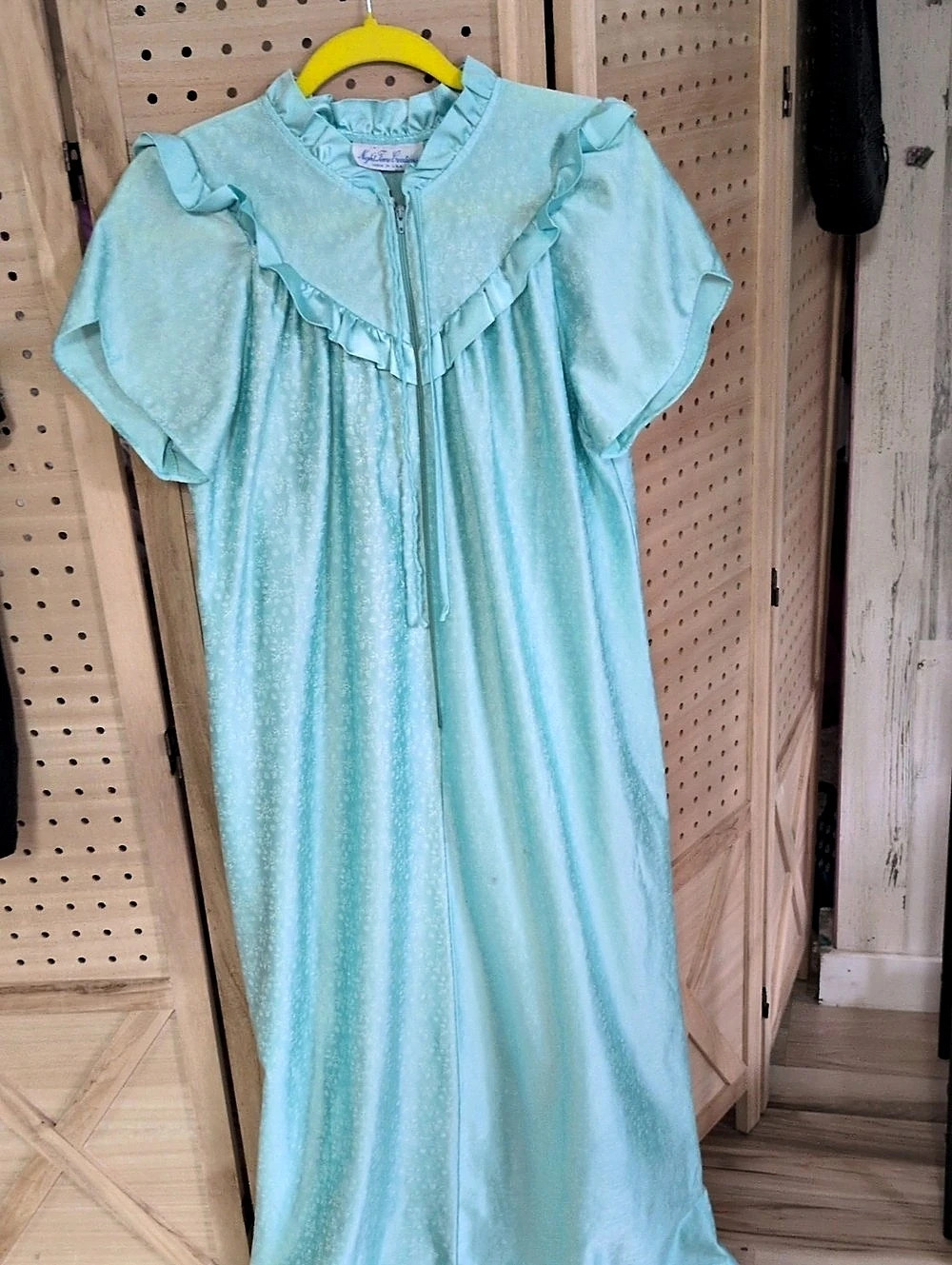 Vintage Night Time Creations Maxi Floral Nightgown in Blue Like New